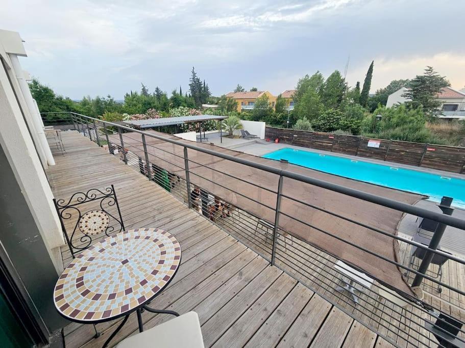 104 Douce Provence Au Calme Face A La Piscine Éguilles Exterior foto